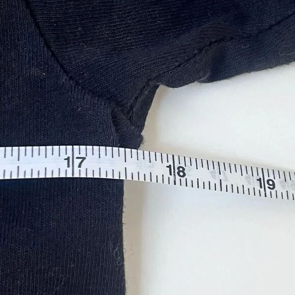 Wu-Tang Clan Flames Logo Men's Size Small Black T Shirt Short Sleeve Fire - Picture 4 of 5